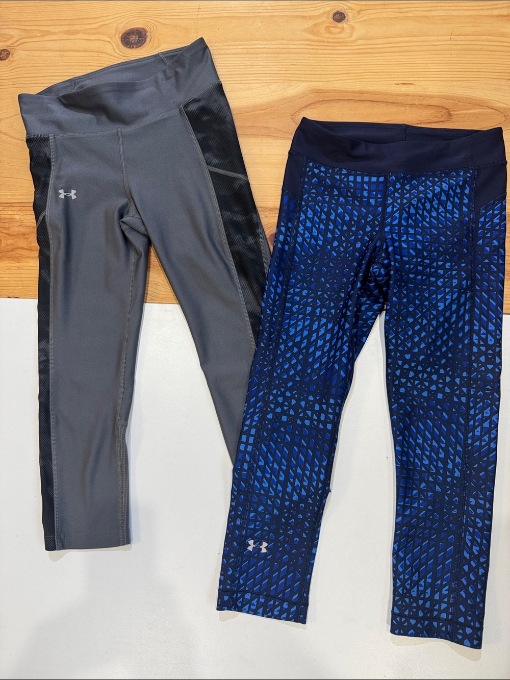 2 pair bundle UNDER ARMOUR Leggings - 1-Gray & 1-Navy/Blue Pattern